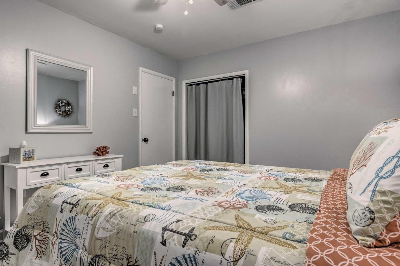Charming Gulfport Escape Half-Mile To Beach! Екстер'єр фото
