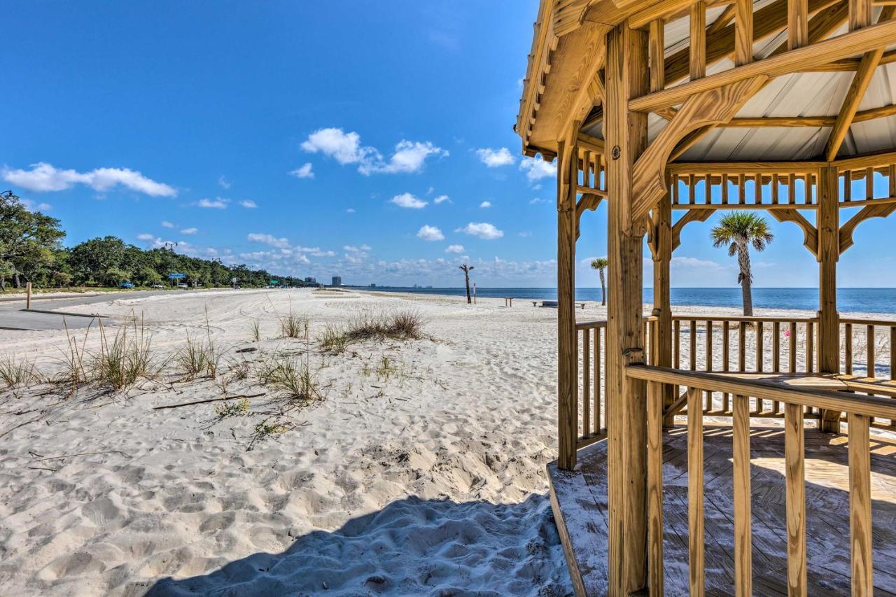 Charming Gulfport Escape Half-Mile To Beach! Екстер'єр фото